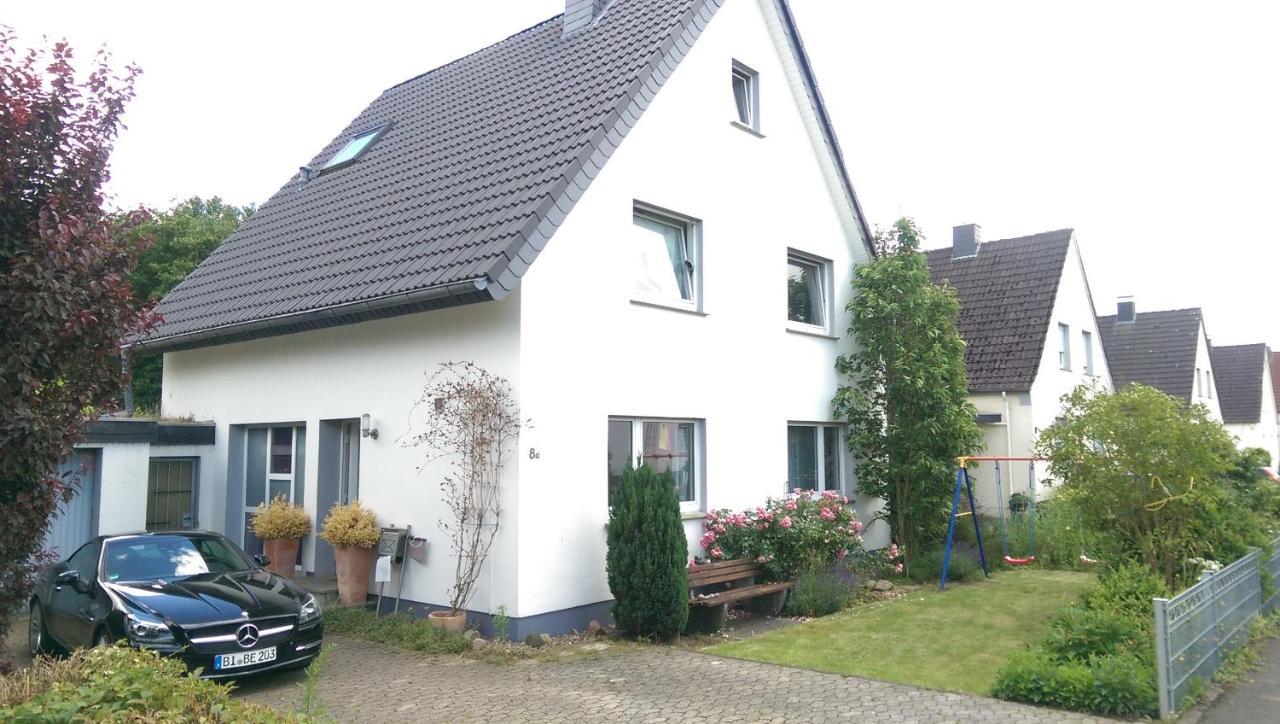 Geraeumiges Ferienhaus In Bad Salzuflen Mit Einfacher Ausstattung, Fuer Geschaeftsreisende, Gruppen Oder Familien Geeignet, 4 Schlafzimmer Zewnętrze zdjęcie