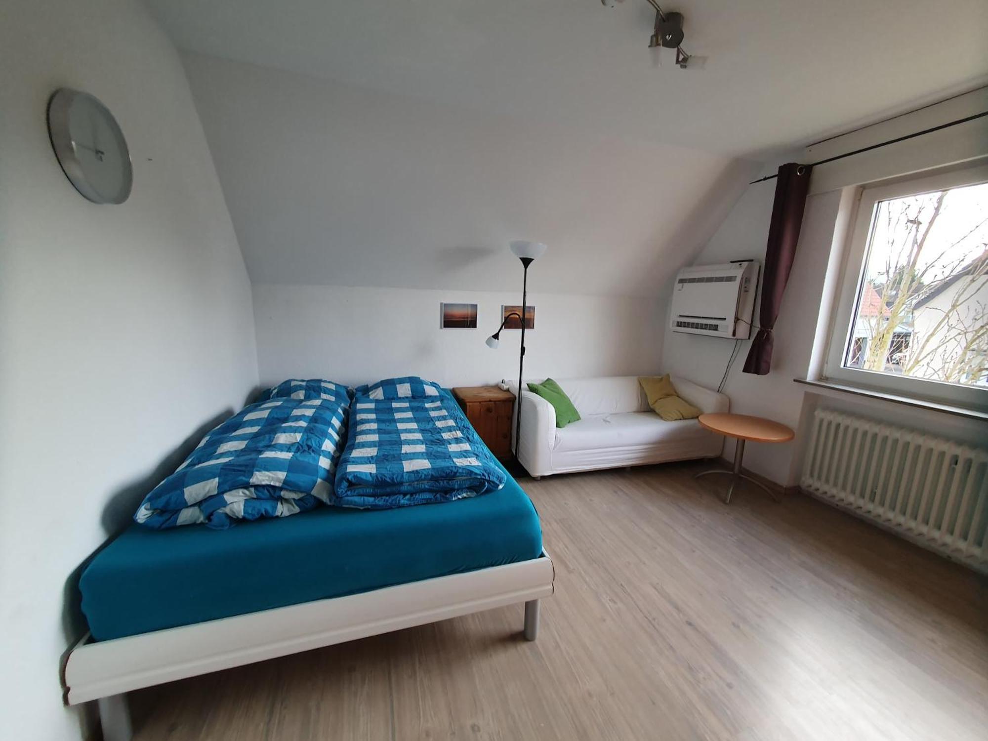 Geraeumiges Ferienhaus In Bad Salzuflen Mit Einfacher Ausstattung, Fuer Geschaeftsreisende, Gruppen Oder Familien Geeignet, 4 Schlafzimmer Zewnętrze zdjęcie